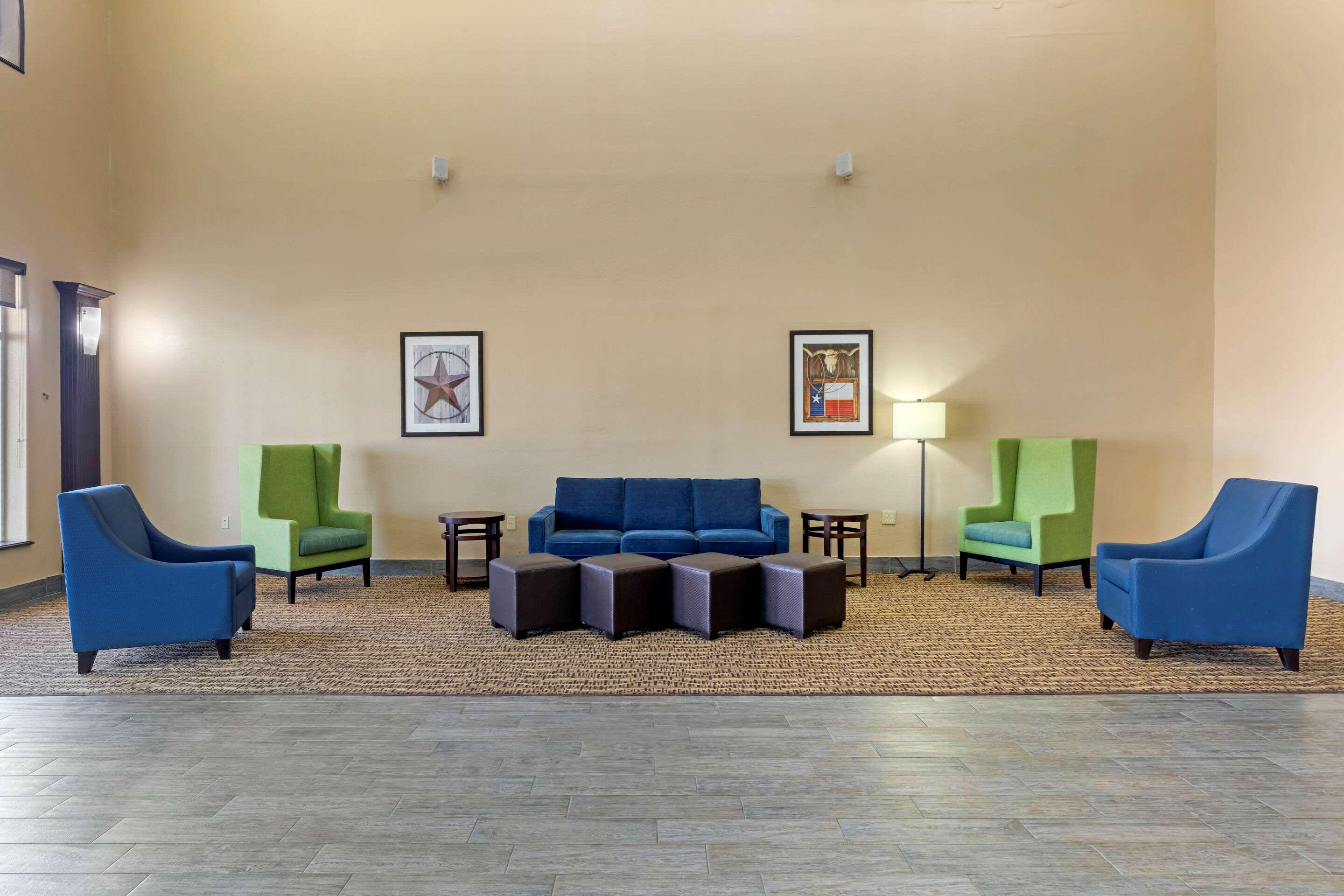 Comfort Suites Гейнсвил Екстериор снимка